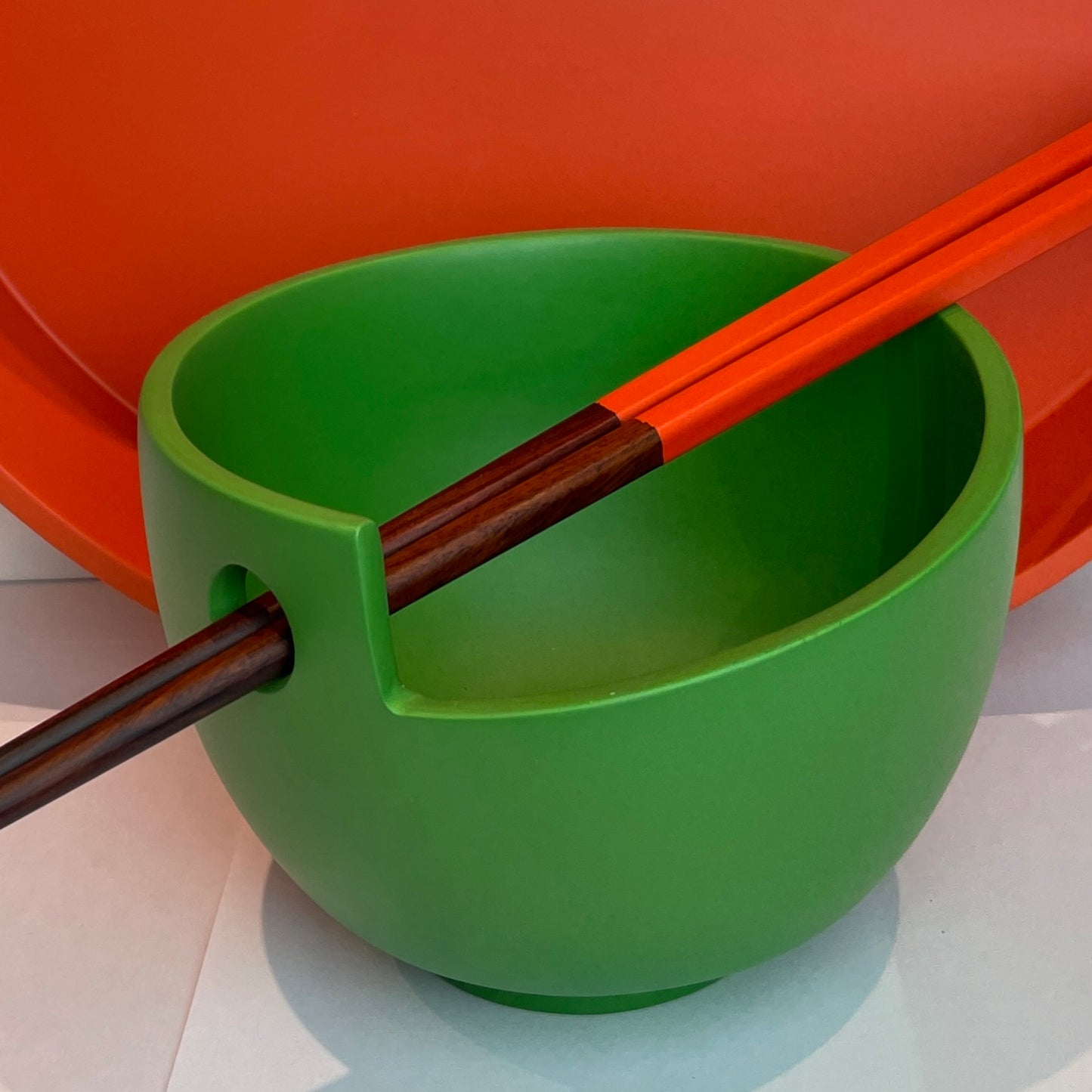 Small Lacquer Noodle Bowl (single hole) with Chopsticks