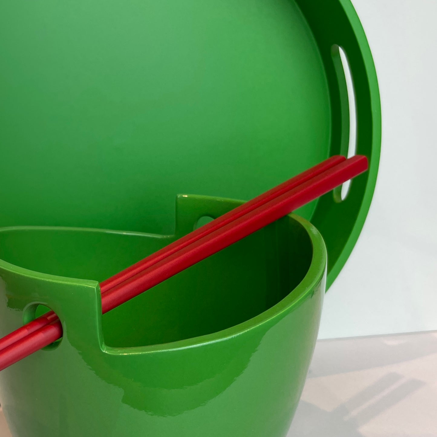 Medium Lacquer Noodle Bowl (double hole) with Chopsticks